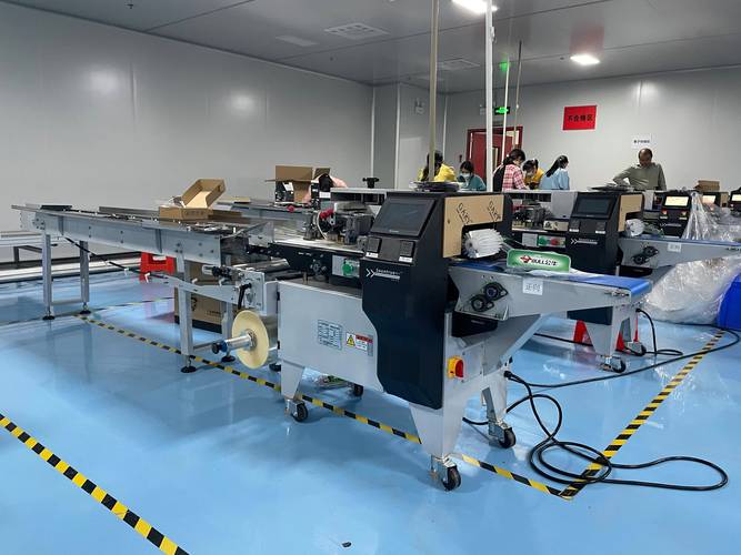 高效包装新典范 全自动KN95口罩包装机助力医疗产业升级